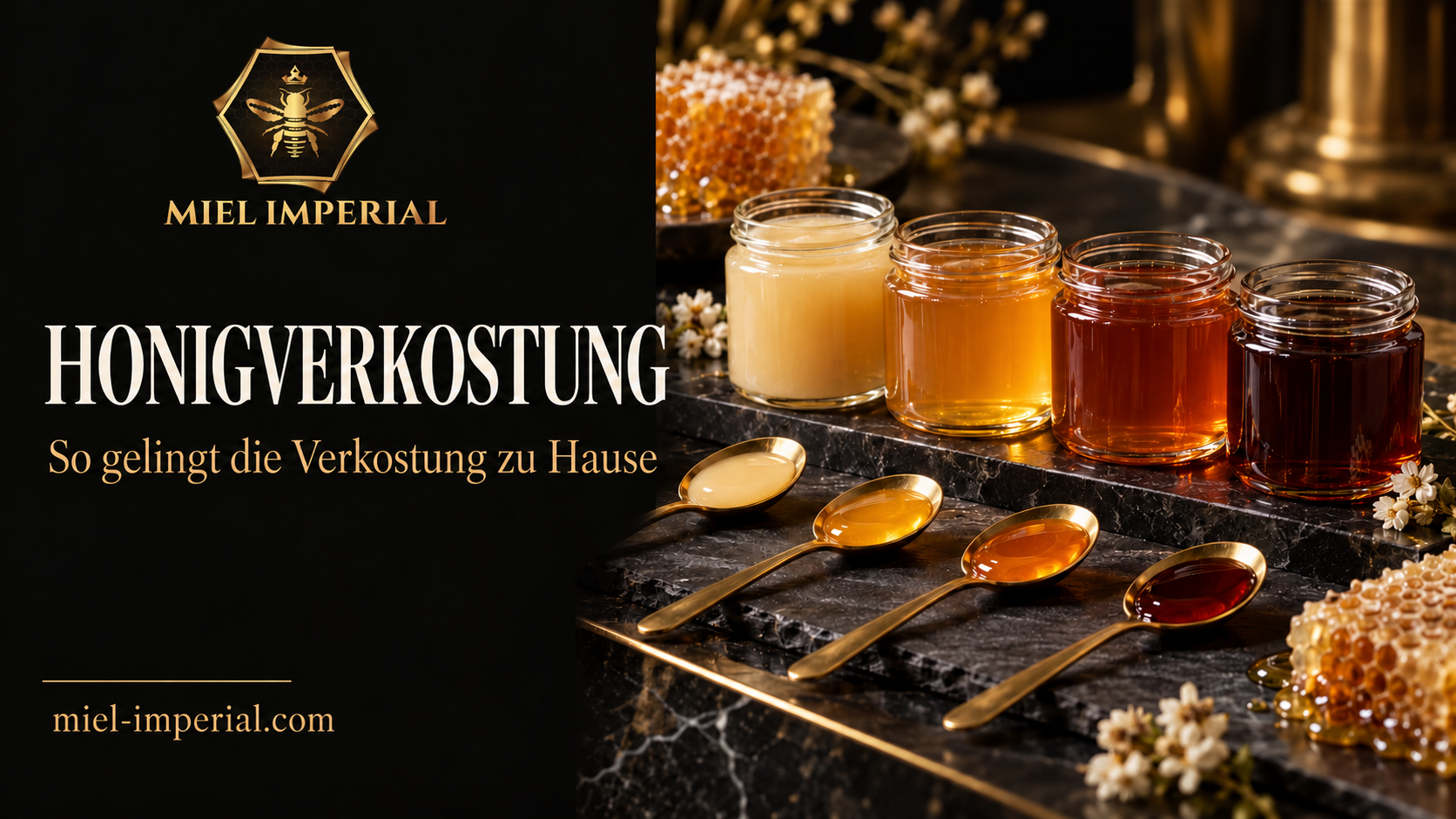 Verkostung von vier Honigsorten zu Hause mit Löffeln und Bewertungsbögen